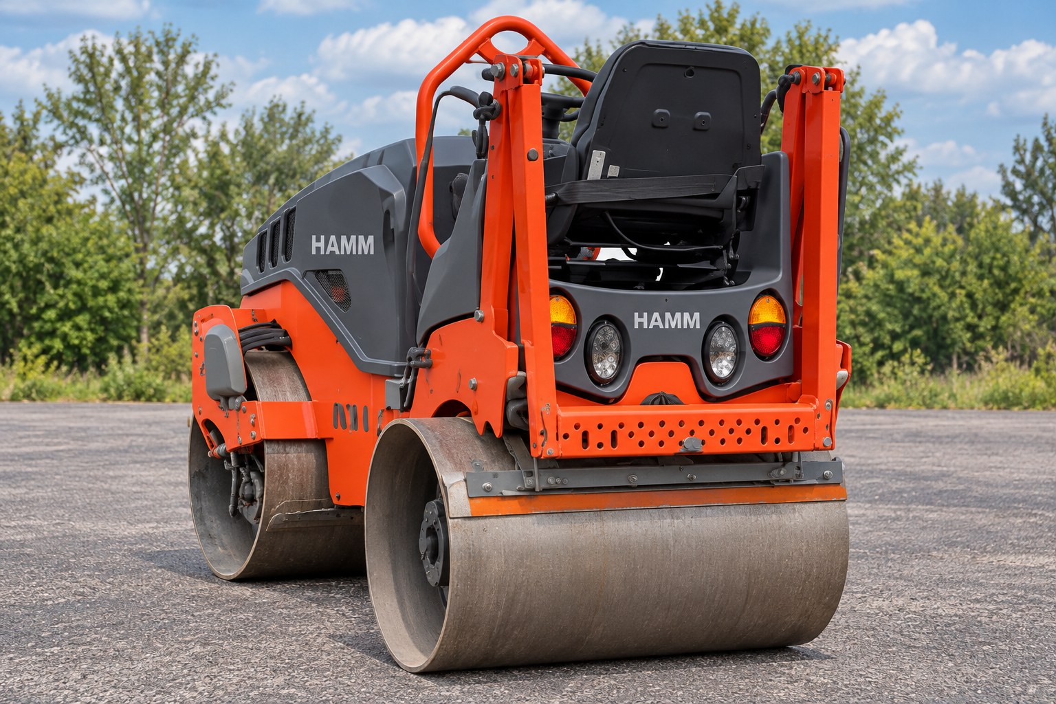 Cleaned-up recreation of the orange and gray HAMM tandem asphalt roller